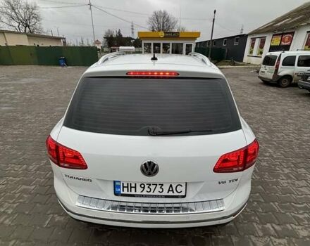 Белый Фольксваген Туарег, объемом двигателя 3 л и пробегом 269 тыс. км за 27000 $, фото 13 на Automoto.ua