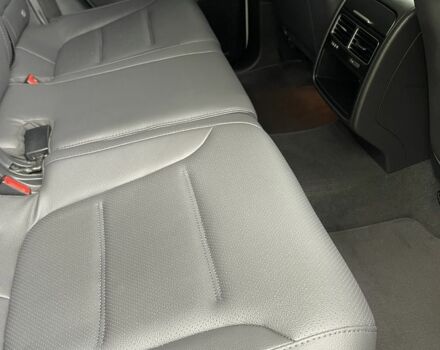 Белый Фольксваген Туарег, объемом двигателя 3 л и пробегом 208 тыс. км за 21800 $, фото 18 на Automoto.ua