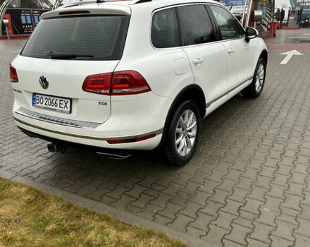 Белый Фольксваген Туарег, объемом двигателя 2.97 л и пробегом 215 тыс. км за 19700 $, фото 11 на Automoto.ua