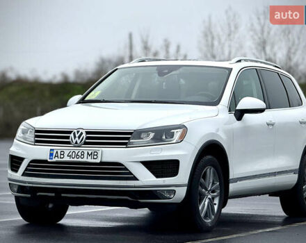 Белый Фольксваген Туарег, объемом двигателя 2.97 л и пробегом 216 тыс. км за 24500 $, фото 2 на Automoto.ua