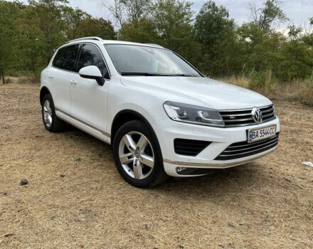 Белый Фольксваген Туарег, объемом двигателя 3 л и пробегом 204 тыс. км за 26000 $, фото 6 на Automoto.ua