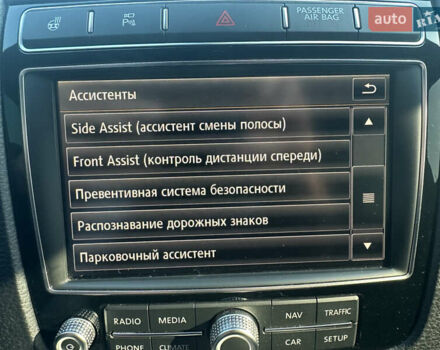 Белый Фольксваген Туарег, объемом двигателя 3 л и пробегом 203 тыс. км за 22000 $, фото 13 на Automoto.ua