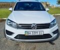Белый Фольксваген Туарег, объемом двигателя 2.97 л и пробегом 230 тыс. км за 30000 $, фото 25 на Automoto.ua