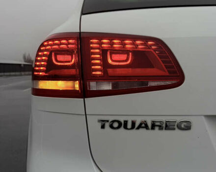 Белый Фольксваген Туарег, объемом двигателя 2.97 л и пробегом 216 тыс. км за 24500 $, фото 24 на Automoto.ua