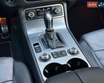 Белый Фольксваген Туарег, объемом двигателя 2.97 л и пробегом 205 тыс. км за 23900 $, фото 36 на Automoto.ua