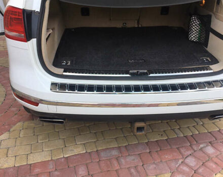 Белый Фольксваген Туарег, объемом двигателя 2.97 л и пробегом 285 тыс. км за 21000 $, фото 15 на Automoto.ua