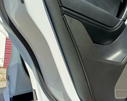 Белый Фольксваген Туарег, объемом двигателя 3 л и пробегом 225 тыс. км за 27700 $, фото 15 на Automoto.ua