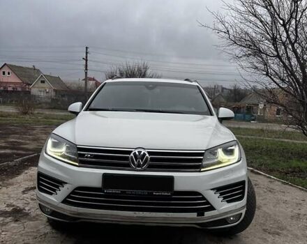 Білий Фольксваген Туарег, об'ємом двигуна 2.97 л та пробігом 334 тис. км за 26000 $, фото 3 на Automoto.ua