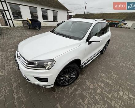 Белый Фольксваген Туарег, объемом двигателя 3 л и пробегом 269 тыс. км за 27000 $, фото 9 на Automoto.ua