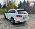 Білий Фольксваген Туарег, об'ємом двигуна 3 л та пробігом 199 тис. км за 35500 $, фото 7 на Automoto.ua