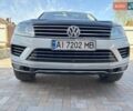 Белый Фольксваген Туарег, объемом двигателя 2.97 л и пробегом 308 тыс. км за 24900 $, фото 6 на Automoto.ua