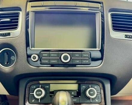 Белый Фольксваген Туарег, объемом двигателя 3.6 л и пробегом 89 тыс. км за 13100 $, фото 8 на Automoto.ua