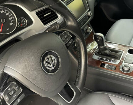 Белый Фольксваген Туарег, объемом двигателя 2.97 л и пробегом 208 тыс. км за 21800 $, фото 38 на Automoto.ua