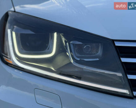 Белый Фольксваген Туарег, объемом двигателя 3.6 л и пробегом 242 тыс. км за 18500 $, фото 4 на Automoto.ua