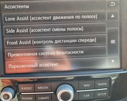 Белый Фольксваген Туарег, объемом двигателя 2.97 л и пробегом 230 тыс. км за 30000 $, фото 66 на Automoto.ua