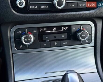 Белый Фольксваген Туарег, объемом двигателя 2.97 л и пробегом 205 тыс. км за 23900 $, фото 38 на Automoto.ua