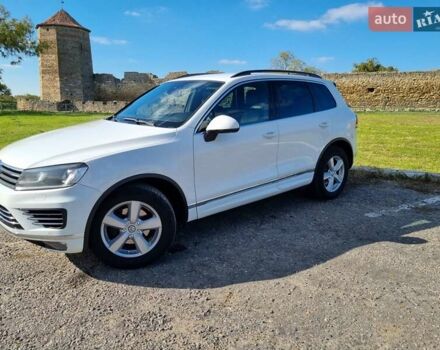 Белый Фольксваген Туарег, объемом двигателя 2.97 л и пробегом 230 тыс. км за 30000 $, фото 4 на Automoto.ua