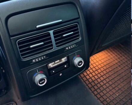 Білий Фольксваген Туарег, об'ємом двигуна 3 л та пробігом 182 тис. км за 15000 $, фото 8 на Automoto.ua