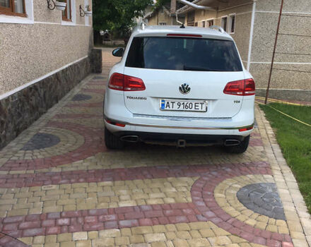 Белый Фольксваген Туарег, объемом двигателя 2.97 л и пробегом 285 тыс. км за 21000 $, фото 3 на Automoto.ua