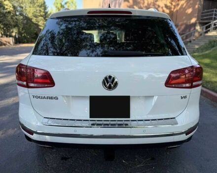 Білий Фольксваген Туарег, об'ємом двигуна 3.6 л та пробігом 129 тис. км за 12000 $, фото 6 на Automoto.ua