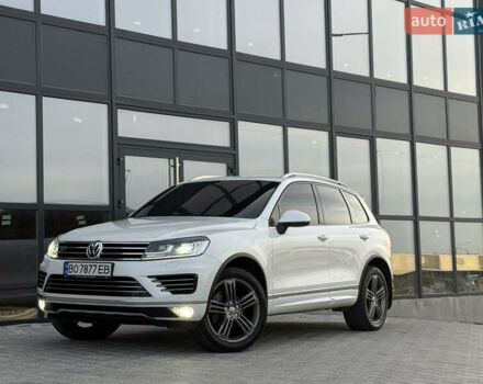 Білий Фольксваген Туарег, об'ємом двигуна 2.98 л та пробігом 287 тис. км за 24250 $, фото 5 на Automoto.ua
