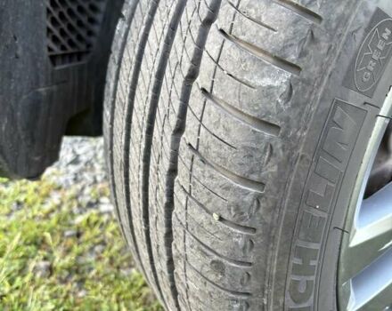 Білий Фольксваген Туарег, об'ємом двигуна 2.97 л та пробігом 99 тис. км за 28500 $, фото 6 на Automoto.ua