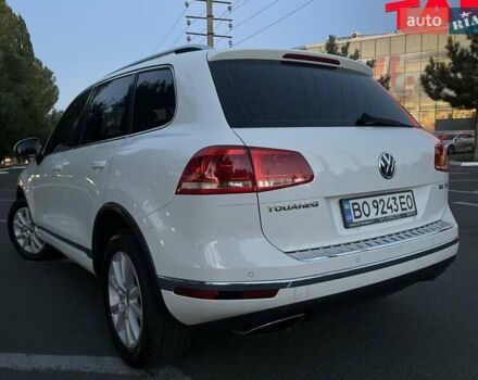 Белый Фольксваген Туарег, объемом двигателя 2.97 л и пробегом 208 тыс. км за 21800 $, фото 21 на Automoto.ua