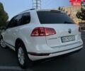 Белый Фольксваген Туарег, объемом двигателя 2.97 л и пробегом 208 тыс. км за 21800 $, фото 21 на Automoto.ua