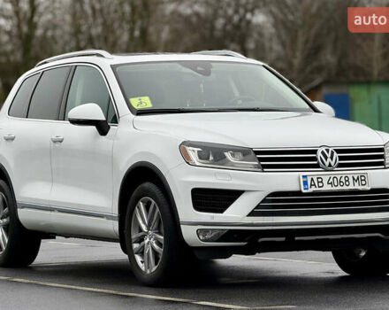 Белый Фольксваген Туарег, объемом двигателя 2.97 л и пробегом 216 тыс. км за 24500 $, фото 1 на Automoto.ua