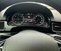 Белый Фольксваген Туарег, объемом двигателя 3 л и пробегом 172 тыс. км за 32500 $, фото 5 на Automoto.ua
