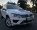 Белый Фольксваген Туарег, объемом двигателя 3 л и пробегом 208 тыс. км за 21800 $, фото 9 на Automoto.ua