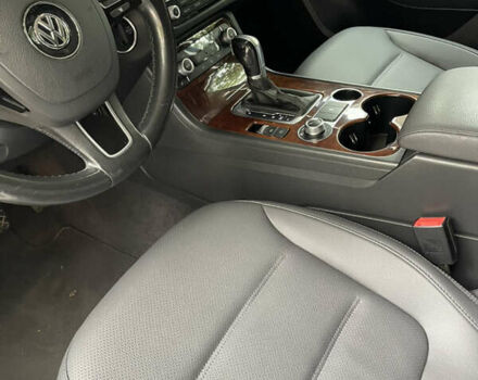 Белый Фольксваген Туарег, объемом двигателя 2.97 л и пробегом 208 тыс. км за 21800 $, фото 37 на Automoto.ua