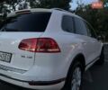 Белый Фольксваген Туарег, объемом двигателя 2.97 л и пробегом 208 тыс. км за 21800 $, фото 25 на Automoto.ua