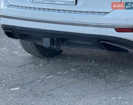 Белый Фольксваген Туарег, объемом двигателя 3.6 л и пробегом 242 тыс. км за 18500 $, фото 39 на Automoto.ua