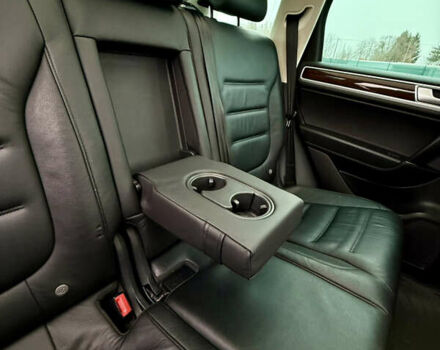 Белый Фольксваген Туарег, объемом двигателя 2.97 л и пробегом 216 тыс. км за 24500 $, фото 28 на Automoto.ua