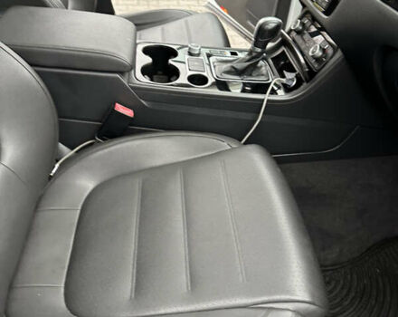 Белый Фольксваген Туарег, объемом двигателя 2.97 л и пробегом 215 тыс. км за 19700 $, фото 23 на Automoto.ua