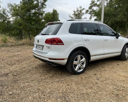 Белый Фольксваген Туарег, объемом двигателя 3 л и пробегом 204 тыс. км за 26000 $, фото 10 на Automoto.ua