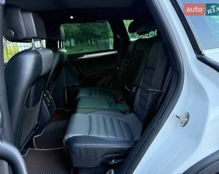 Белый Фольксваген Туарег, объемом двигателя 2.97 л и пробегом 205 тыс. км за 23900 $, фото 30 на Automoto.ua