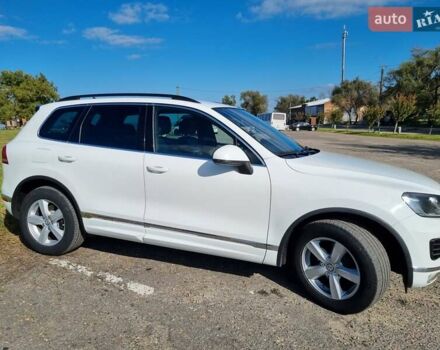 Белый Фольксваген Туарег, объемом двигателя 2.97 л и пробегом 230 тыс. км за 30000 $, фото 12 на Automoto.ua