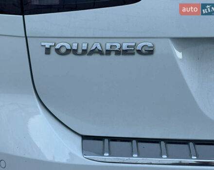 Белый Фольксваген Туарег, объемом двигателя 3.6 л и пробегом 242 тыс. км за 18500 $, фото 11 на Automoto.ua