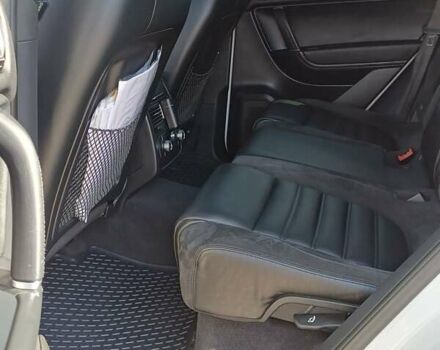 Белый Фольксваген Туарег, объемом двигателя 3 л и пробегом 225 тыс. км за 27700 $, фото 14 на Automoto.ua