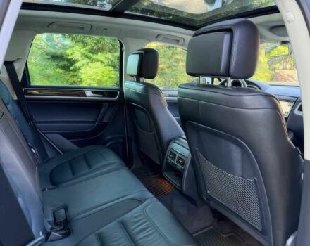 Белый Фольксваген Туарег, объемом двигателя 3.6 л и пробегом 70 тыс. км за 3800 $, фото 17 на Automoto.ua