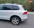 Белый Фольксваген Туарег, объемом двигателя 3 л и пробегом 170 тыс. км за 24900 $, фото 6 на Automoto.ua