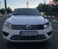 Белый Фольксваген Туарег, объемом двигателя 2.97 л и пробегом 208 тыс. км за 21800 $, фото 14 на Automoto.ua