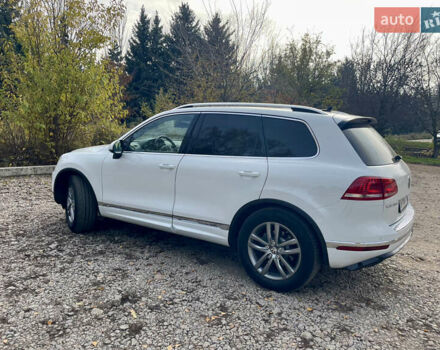 Білий Фольксваген Туарег, об'ємом двигуна 3 л та пробігом 199 тис. км за 35500 $, фото 8 на Automoto.ua
