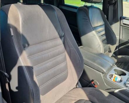 Белый Фольксваген Туарег, объемом двигателя 2.97 л и пробегом 230 тыс. км за 30000 $, фото 55 на Automoto.ua