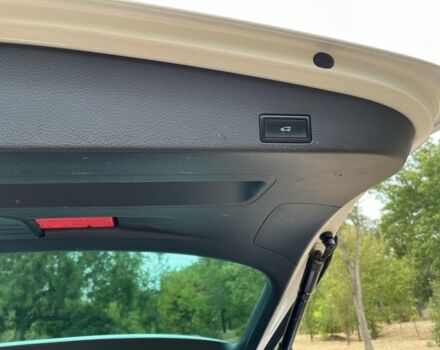 Белый Фольксваген Туарег, объемом двигателя 3 л и пробегом 204 тыс. км за 26000 $, фото 22 на Automoto.ua