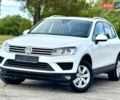 Білий Фольксваген Туарег, об'ємом двигуна 2.97 л та пробігом 241 тис. км за 21597 $, фото 1 на Automoto.ua