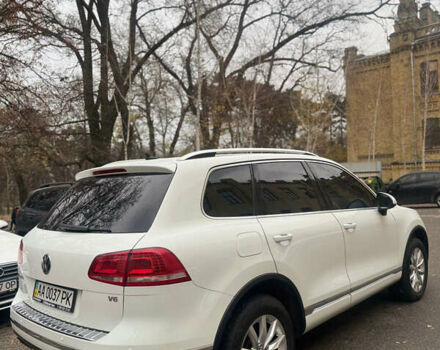 Белый Фольксваген Туарег, объемом двигателя 3.6 л и пробегом 125 тыс. км за 22500 $, фото 2 на Automoto.ua