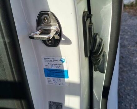 Белый Фольксваген Туарег, объемом двигателя 2.97 л и пробегом 230 тыс. км за 30000 $, фото 38 на Automoto.ua